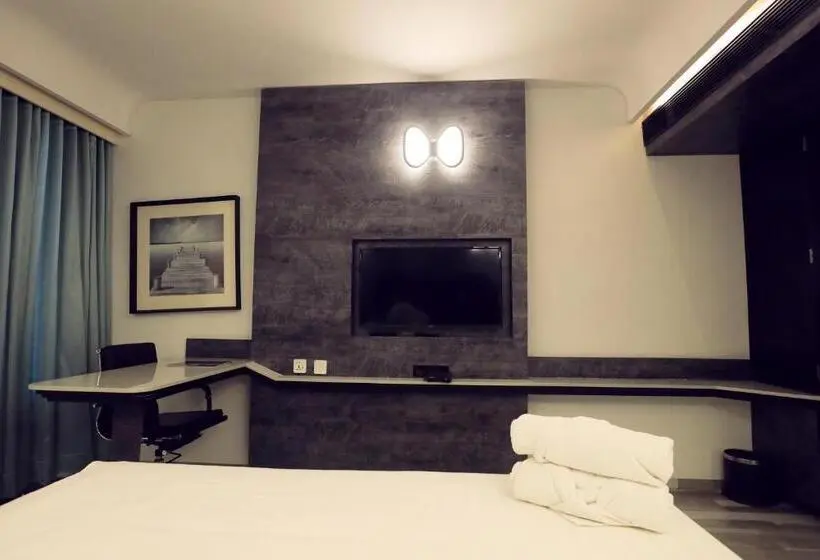デラックスルーム, Humming Bird Hotel & Banquet