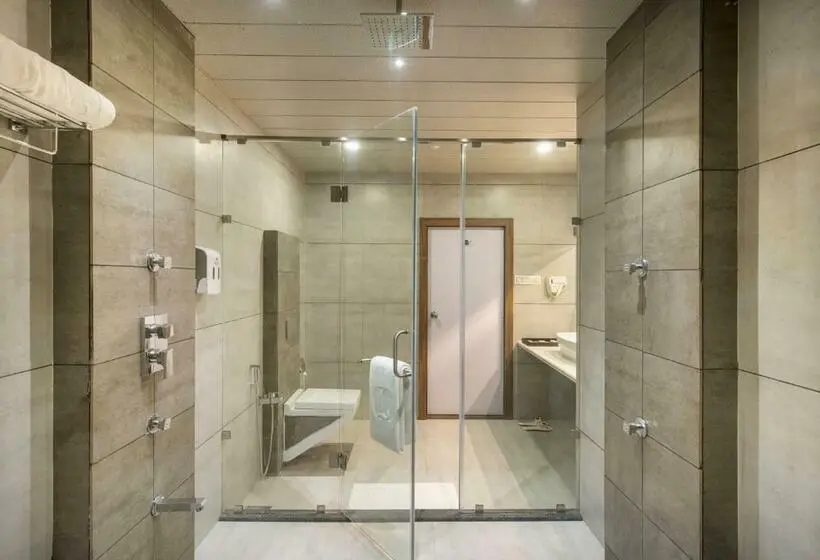 Sviitti, Lords Eco Inn Morbi