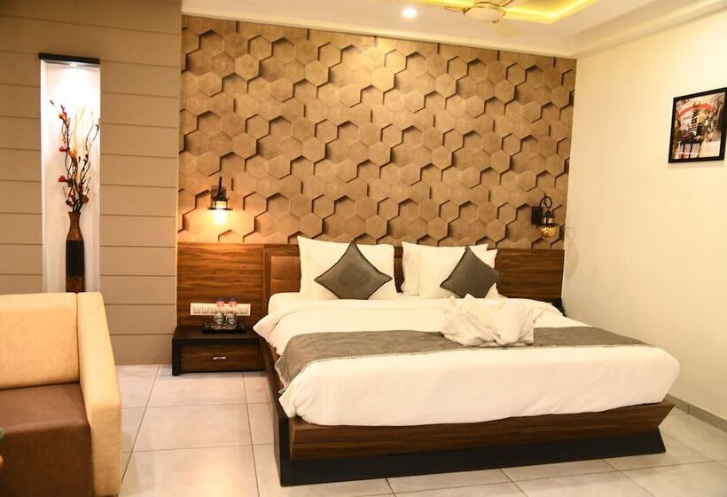 豪华房间, Lords Eco Inn Morbi