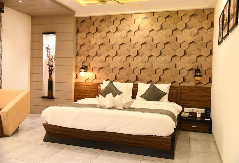 חדר דלוקס, Lords Eco Inn Morbi