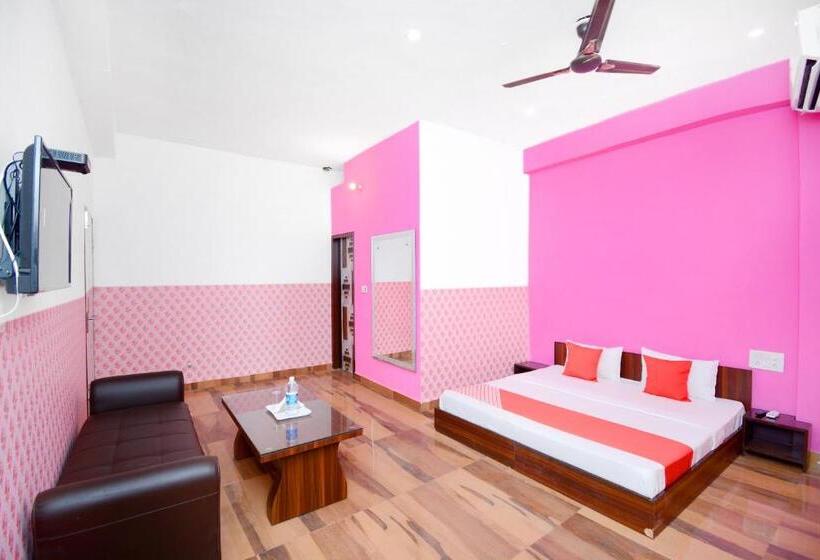 חדר קלאסי לשלושה, Park View By Oyo Rooms