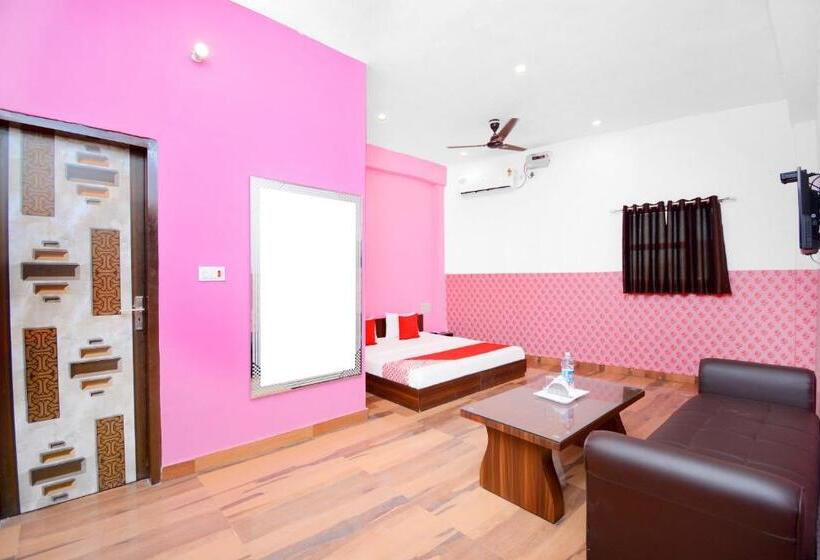 חדר קלאסי לשלושה, Park View By Oyo Rooms