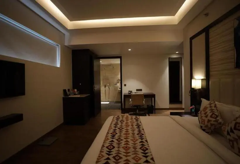 身障者適用キングサイズベッドルーム, Ramada By Wyndham Kapurthala