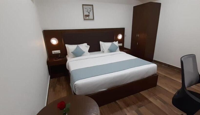 Номер Deluxe, Aranya Resort By Mrugavani