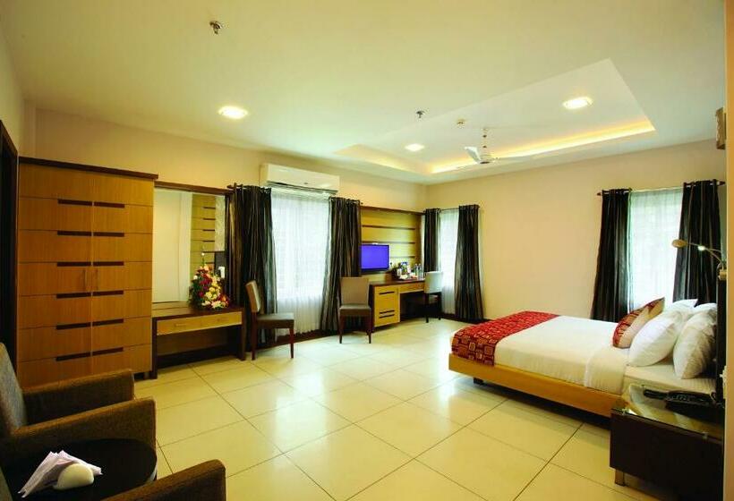 豪华房间, Aswathy