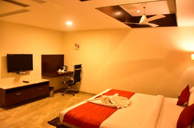 חדר דלוקס, Cambean