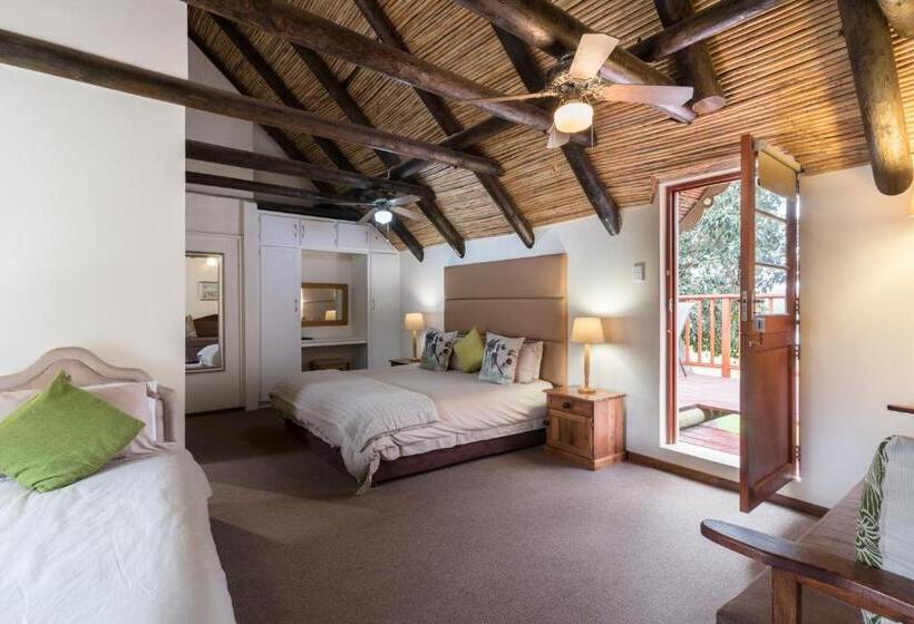 غرفة عائلية, Malagas