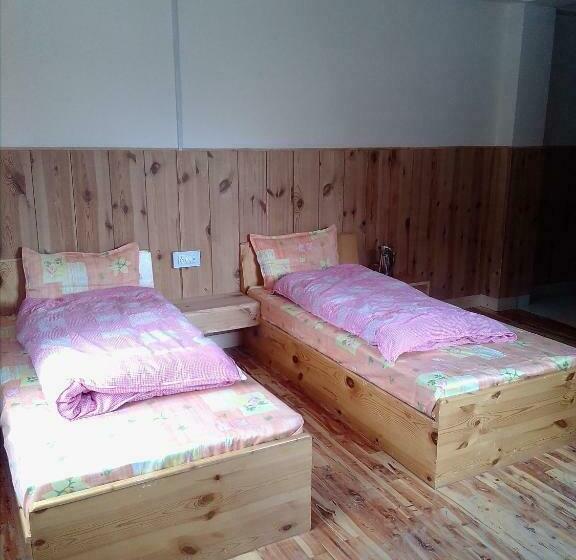 غرفة ديلوكس, Yak Jispa