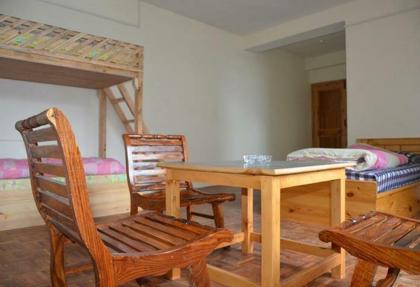 غرفة ديلوكس رباعية, Yak Jispa