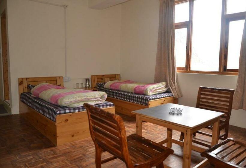 غرفة ديلوكس رباعية, Yak Jispa