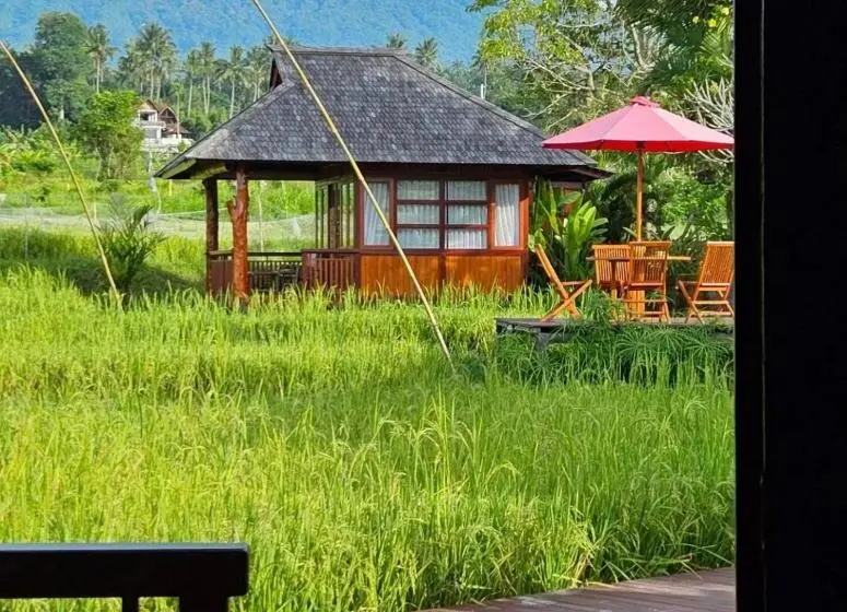 キャビン, Cabé Bali