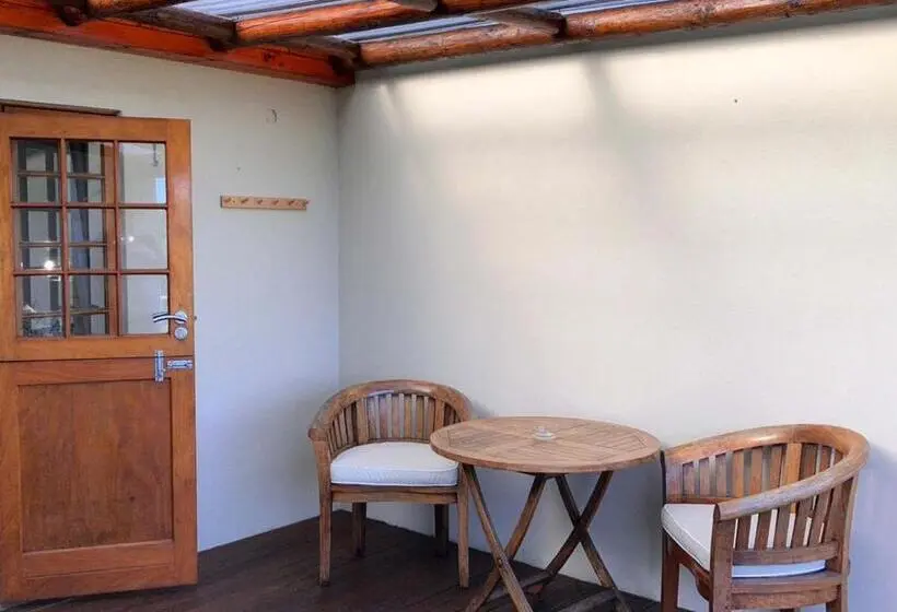 コンフォートルーム, Oyster Bay Lodge