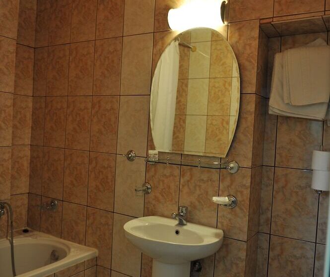 غرفة قياسية فردية, Edelweiss