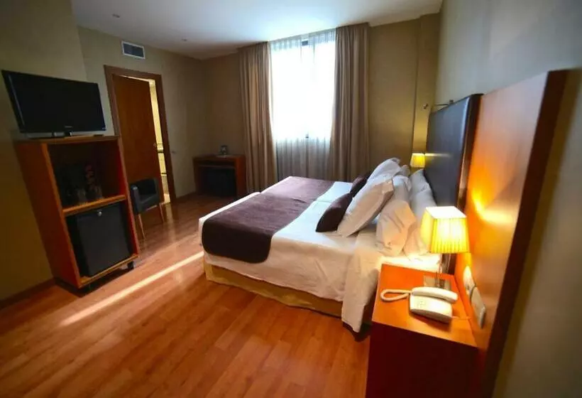 Standard-huone, Acta Sant Just