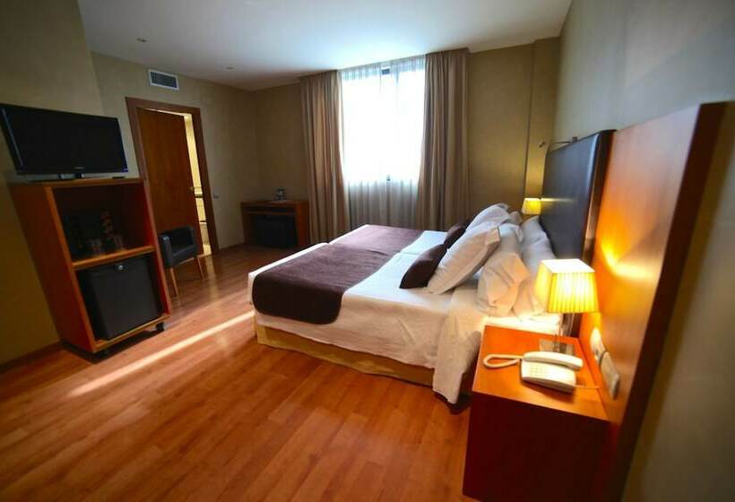 اتاق استاندارد, Acta Sant Just