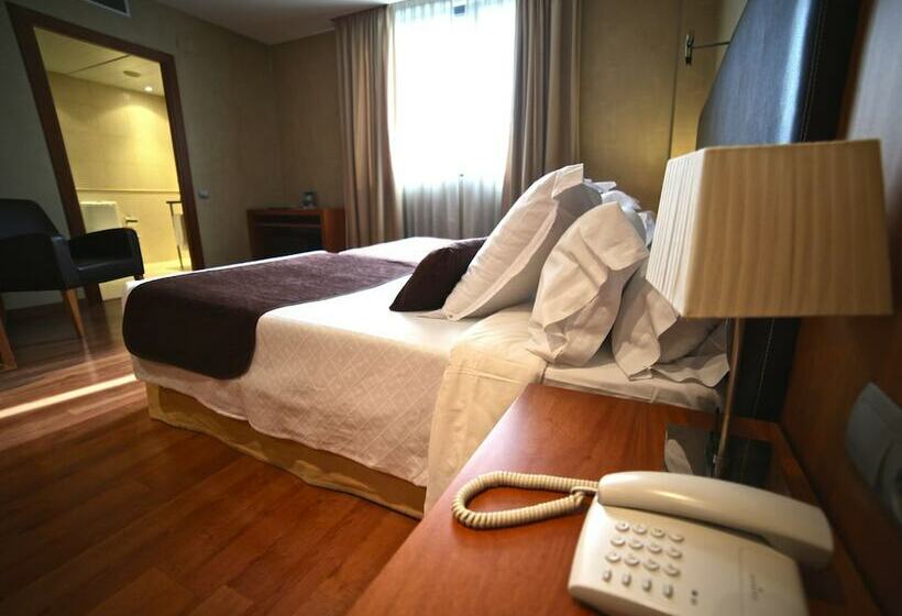 اتاق استاندارد, Acta Sant Just