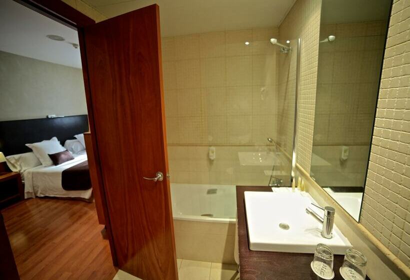 اتاق استاندارد, Acta Sant Just