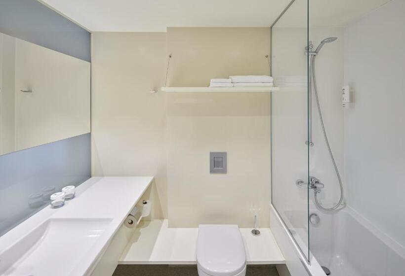 اتاق استاندارد, Holiday Inn Vilnius, An Ihg