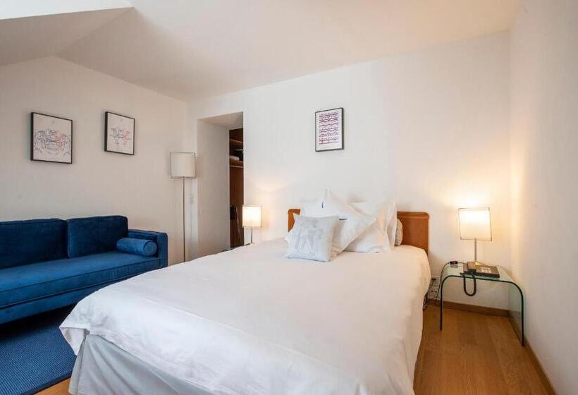 Номер Стандарт, Le Sauvage