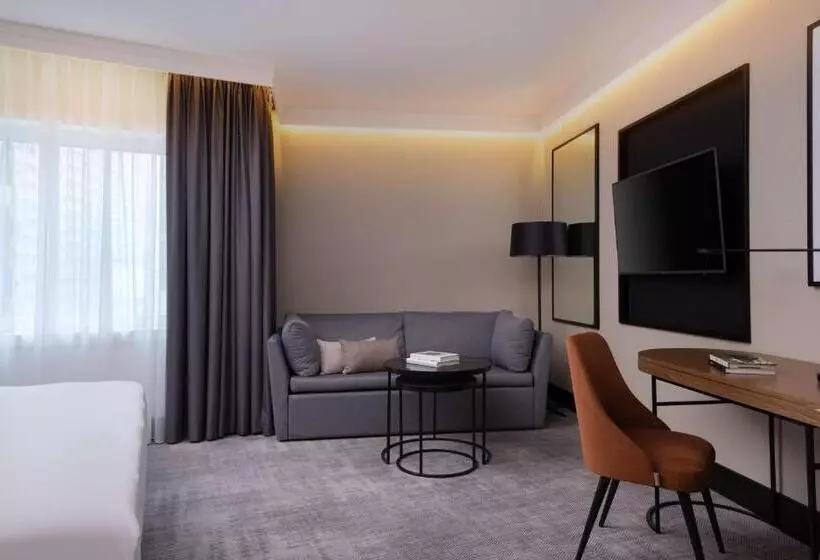 Perhehuone, Radisson Collection Hotel, Warsaw