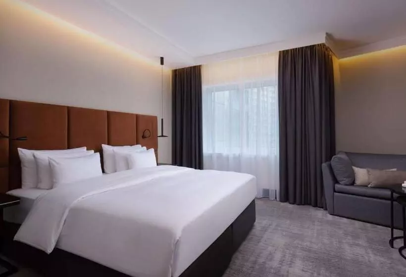 Perhehuone, Radisson Collection Hotel, Warsaw
