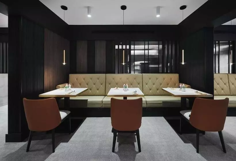 Juniorsviitti, Radisson Collection Hotel, Warsaw