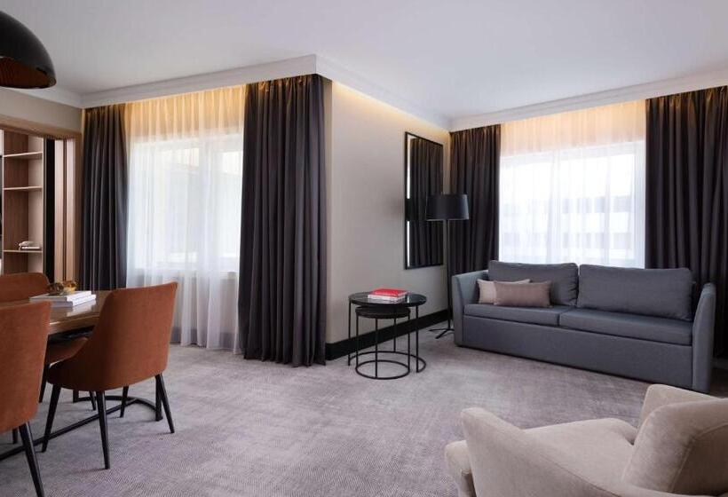 سوییت خانوادگی, Radisson Collection Hotel, Warsaw