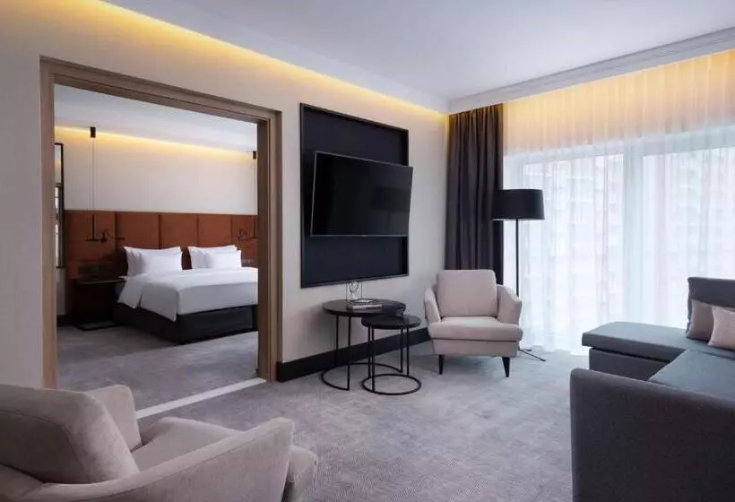 Sviitti, Radisson Collection Hotel, Warsaw