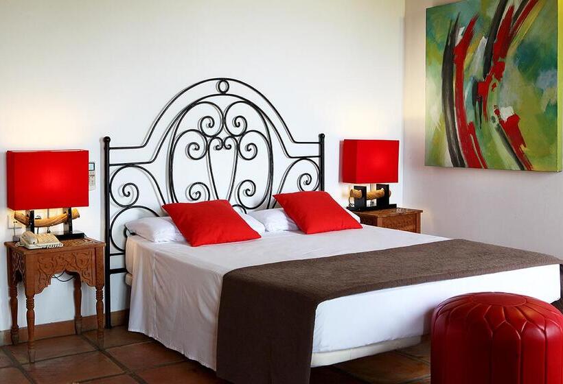 חדר סטנדרט, Alahuar