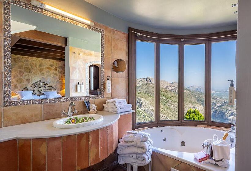 带按摩功能的小型套房, Alahuar