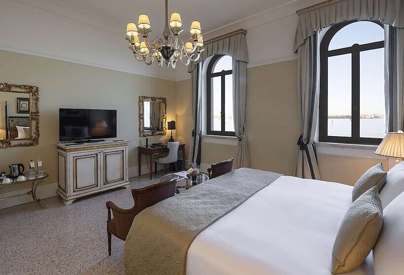 سوییت جونیور, San Clemente Palace Kempinski Venice