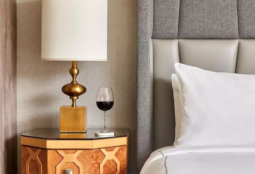 استودیو استاندارد با تخت کینگ, Viceroy Washington DC