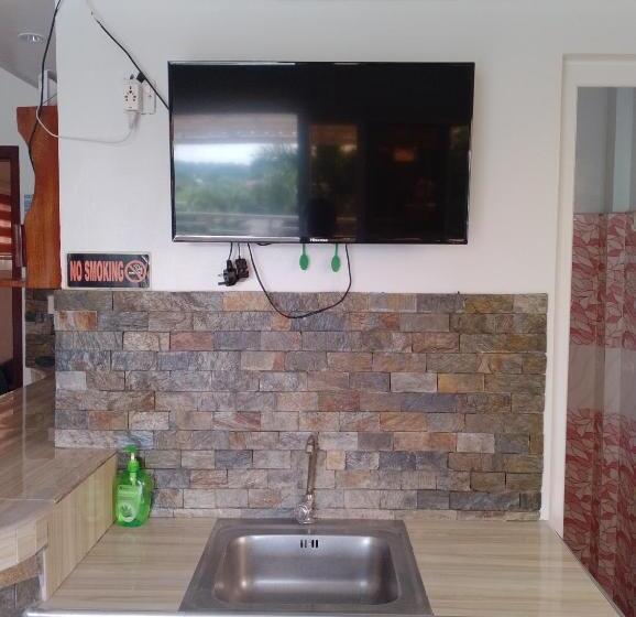 ファミリールーム, Fnt Transient House Near Hundred Islands