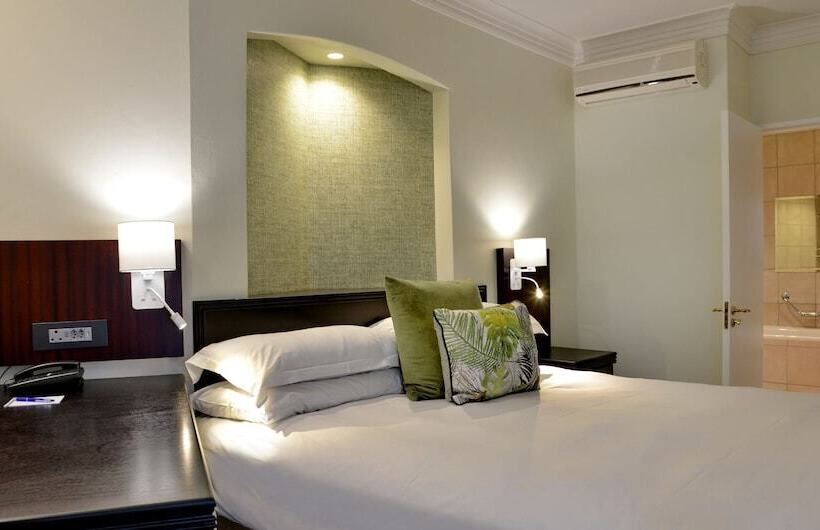 سوییت خانوادگی, Anew Hotel Centurion Pretoria
