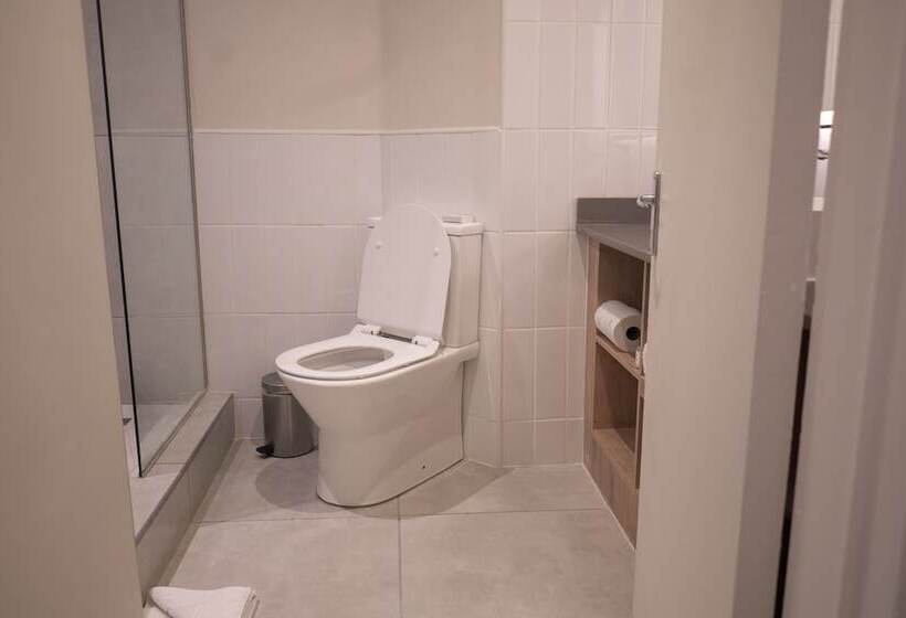 Номер Стандарт, Anew Hotel Centurion Pretoria