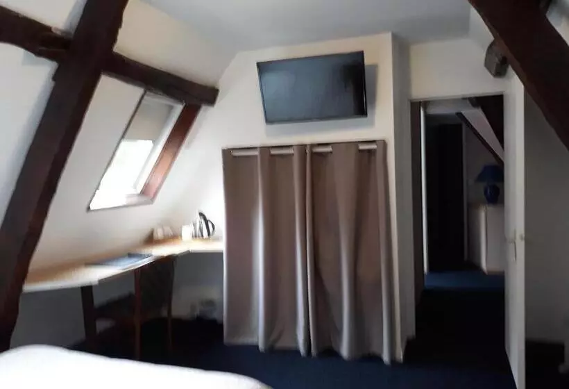 スタンダード４人部屋, Auberge Du Gros Tilleul