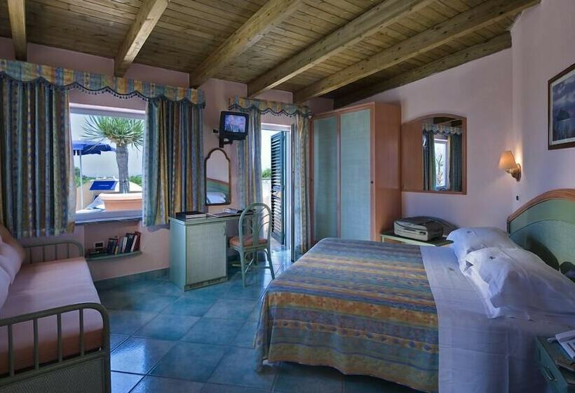 스탠다드 룸, Carlo Magno