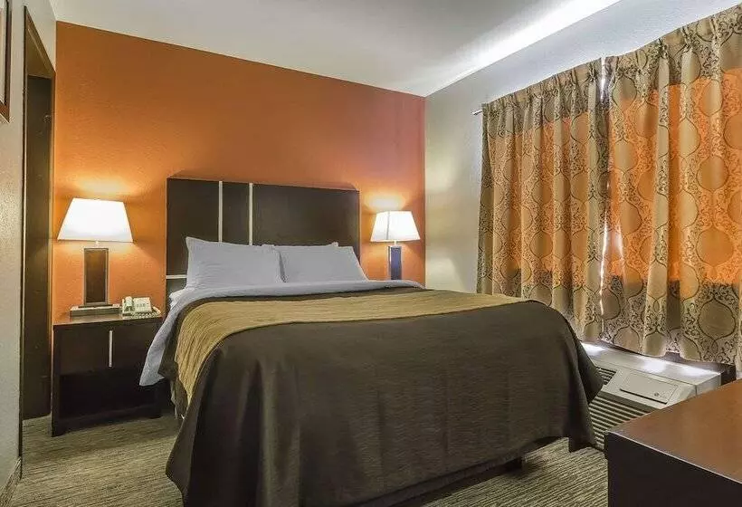 スイート, Comfort Inn & Suites