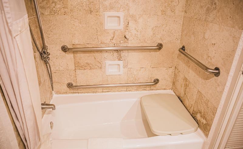 חדר סטנדרט עם מיטת קינג, Holiday Inn Resort Acapulco