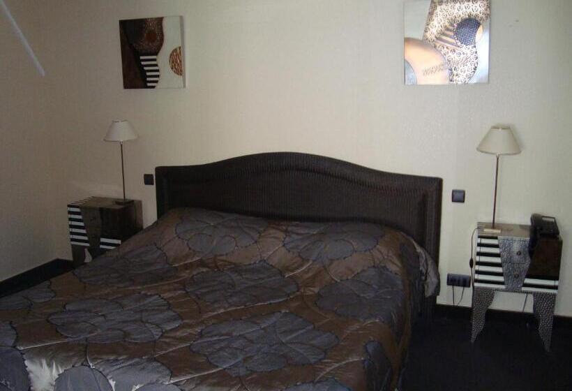 חדר סטנדרט, Hôtel De La Croix D Or