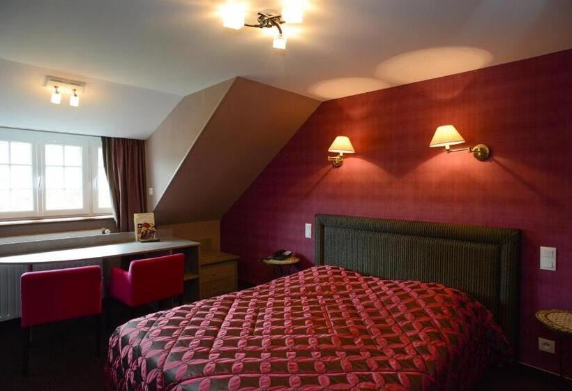 Номер Стандарт, Hôtel De La Croix D Or