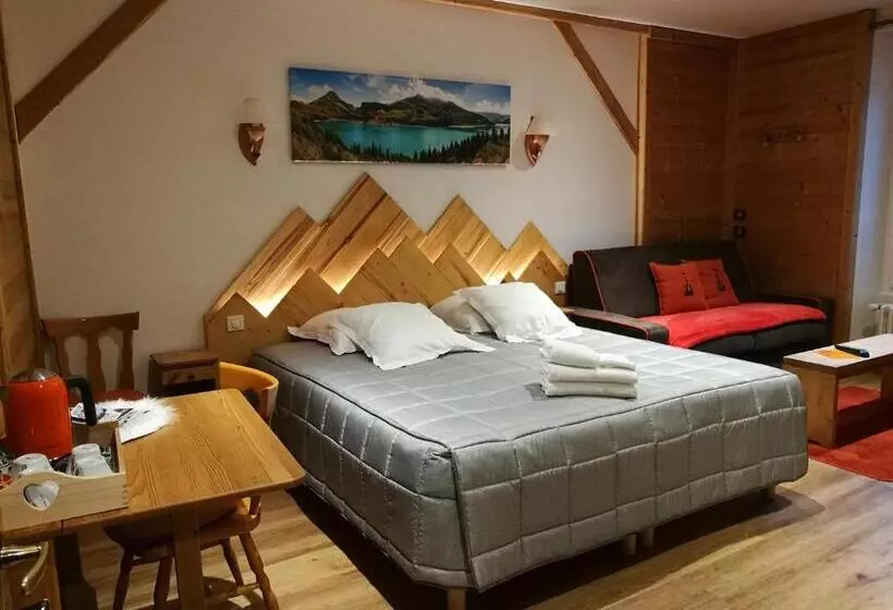 コンフォートトリプルルーム, Hôtel Du Grand Mont
