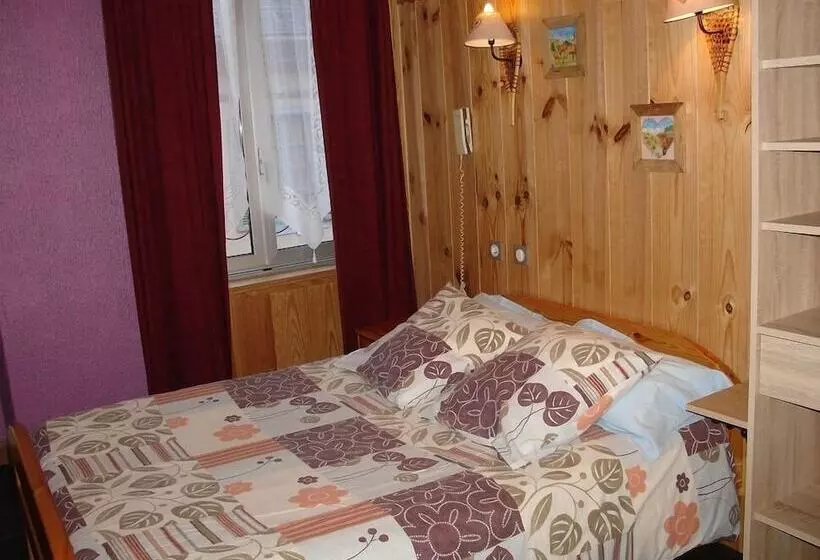 اتاق خانوادگی, Hôtel Quin Te Va