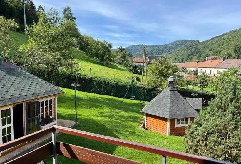 Family Suite, Logis Hôtel, Chalets Et Restaurant Les Chatelminés