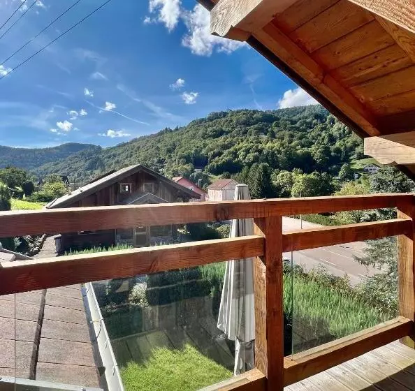 1 Bedroom Chalet, Logis Hôtel, Chalets Et Restaurant Les Chatelminés