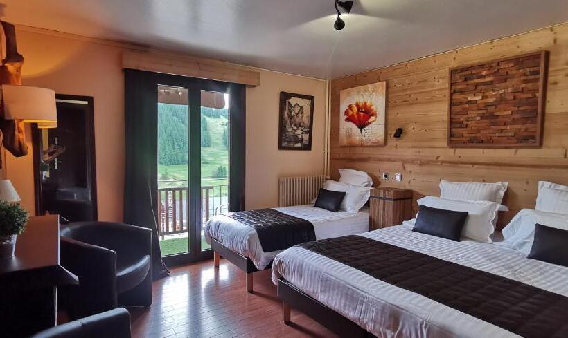 Номер Стандарт Трехместный, Hotel l'Escapade