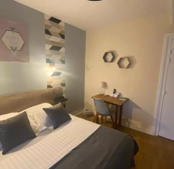 スタンダードルーム, Logis Hôtel Le Cygne