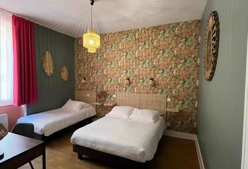 スタンダードトリプルルーム, Logis Hôtel Le Cygne