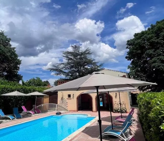 テラス付スイート, Logis Hotel Restaurant Le Domaine De La Régalière