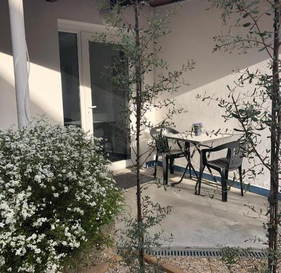 דירת חדר, Appart Hotel Wombat And Wallaby